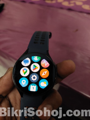 Samsung Galaxy Watch 4 | 16GB, AMOLED